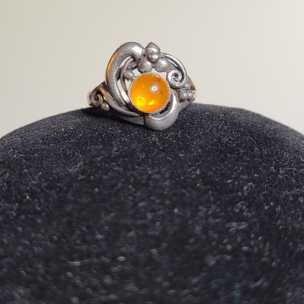 Amber Swirl Bezel Silver Ring - Picture 1 of 6